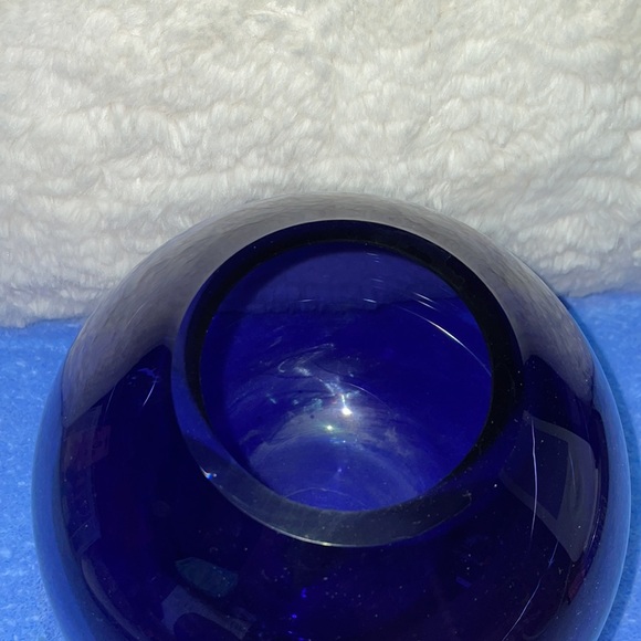 NWOT CRATE & BARREL Oasis vase Purple. - Picture 2 of 4